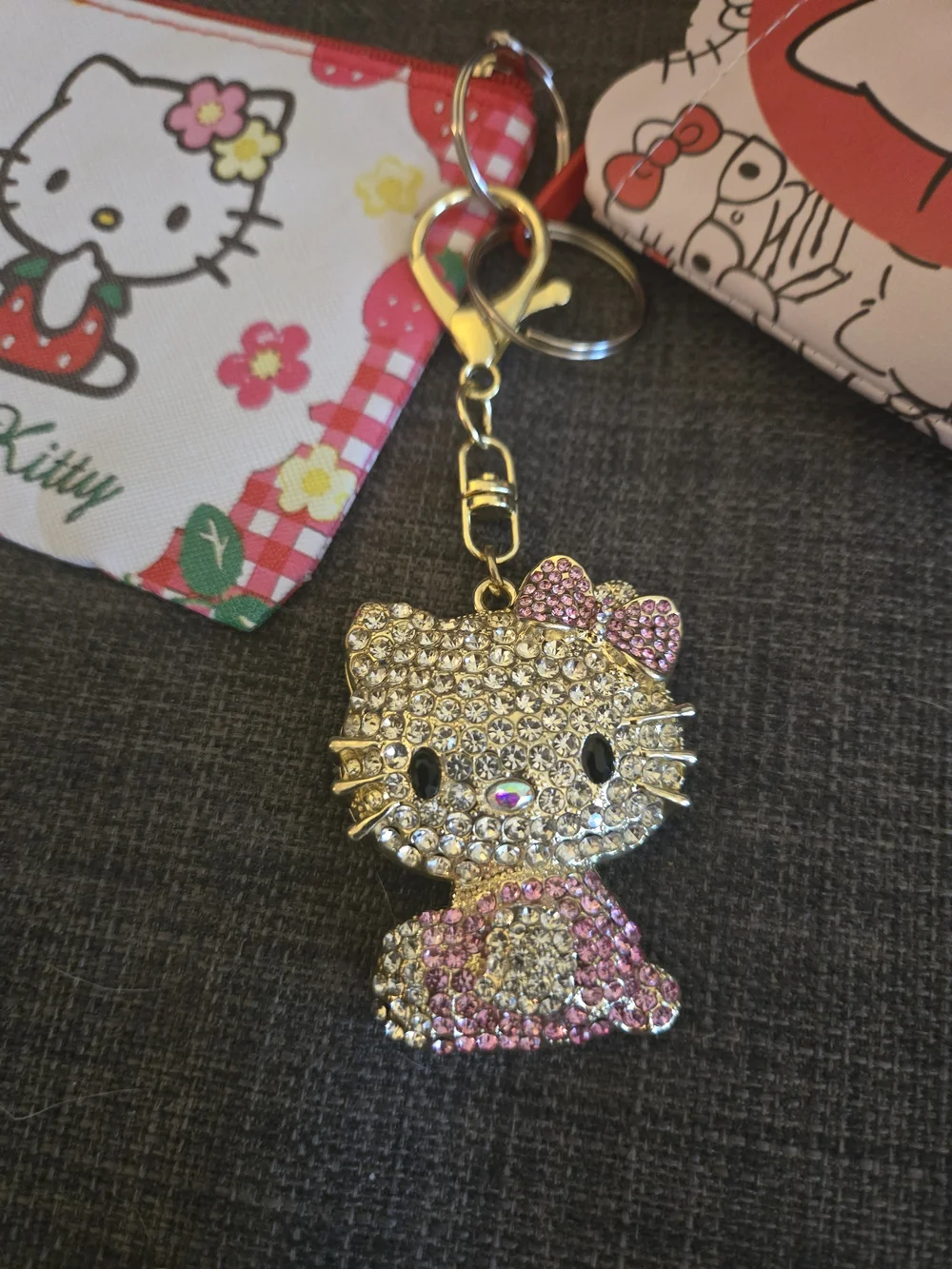 Hello Kitty Kids Pink White Coin Purses with Sparkle Keychain Bagcharm